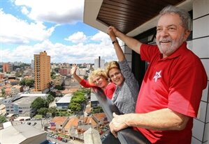 Rousseff culpa a sus opositores por crisis política de Brasil